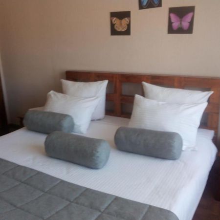 Galirad Hotel Ust-Kamenogorsk Room photo