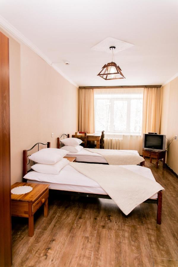Galirad Hotel Ust-Kamenogorsk Room photo